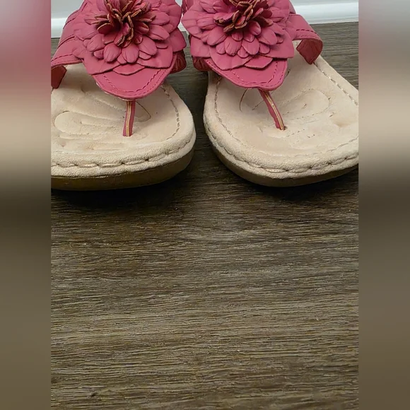 Cliffs By White Mountain Cassia Thong Sandals Pink And Cream Size 8 - Picture 2 of 5
